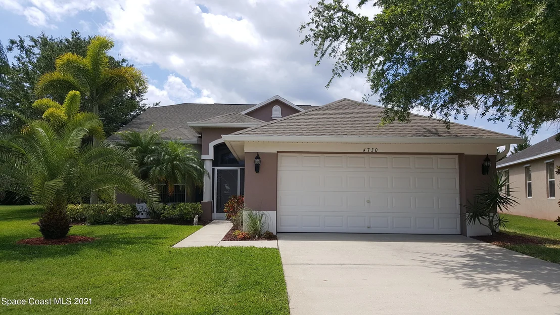 Photo of 4730 Portage Trail