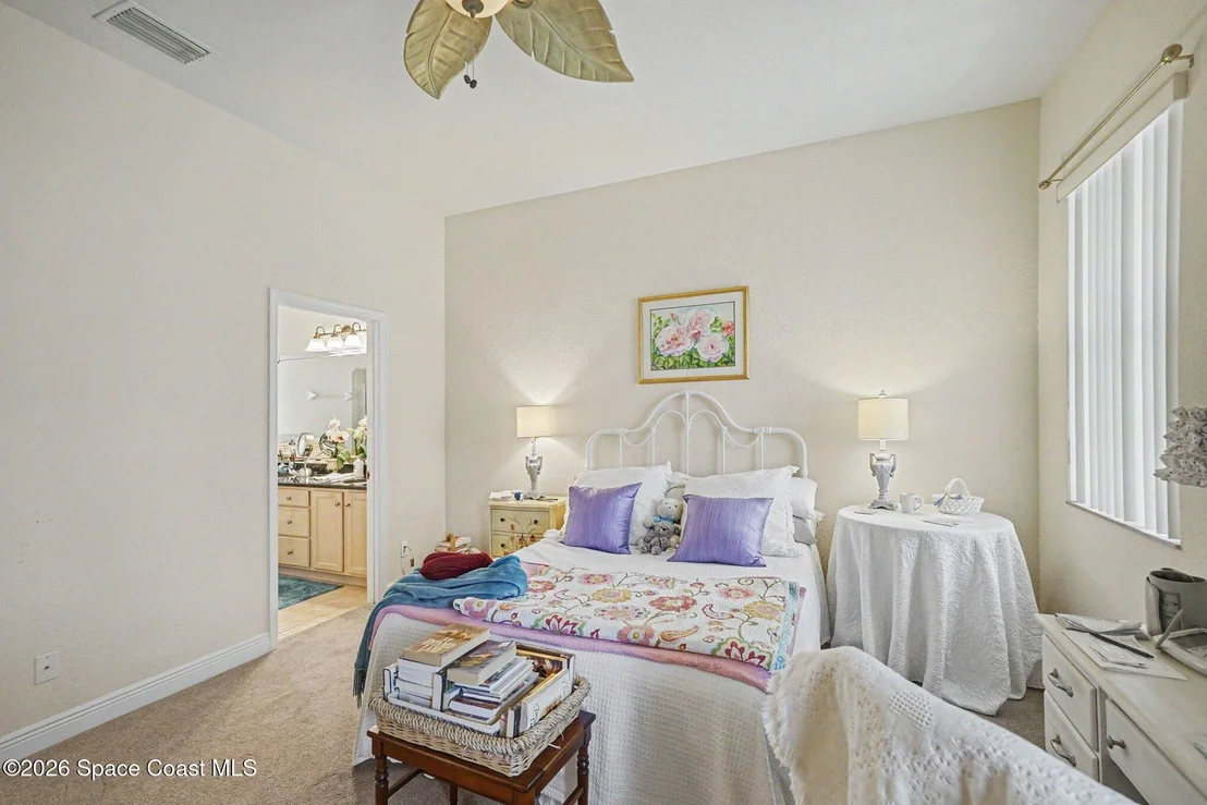 Photo of 1022 Eleuthera Drive NE
