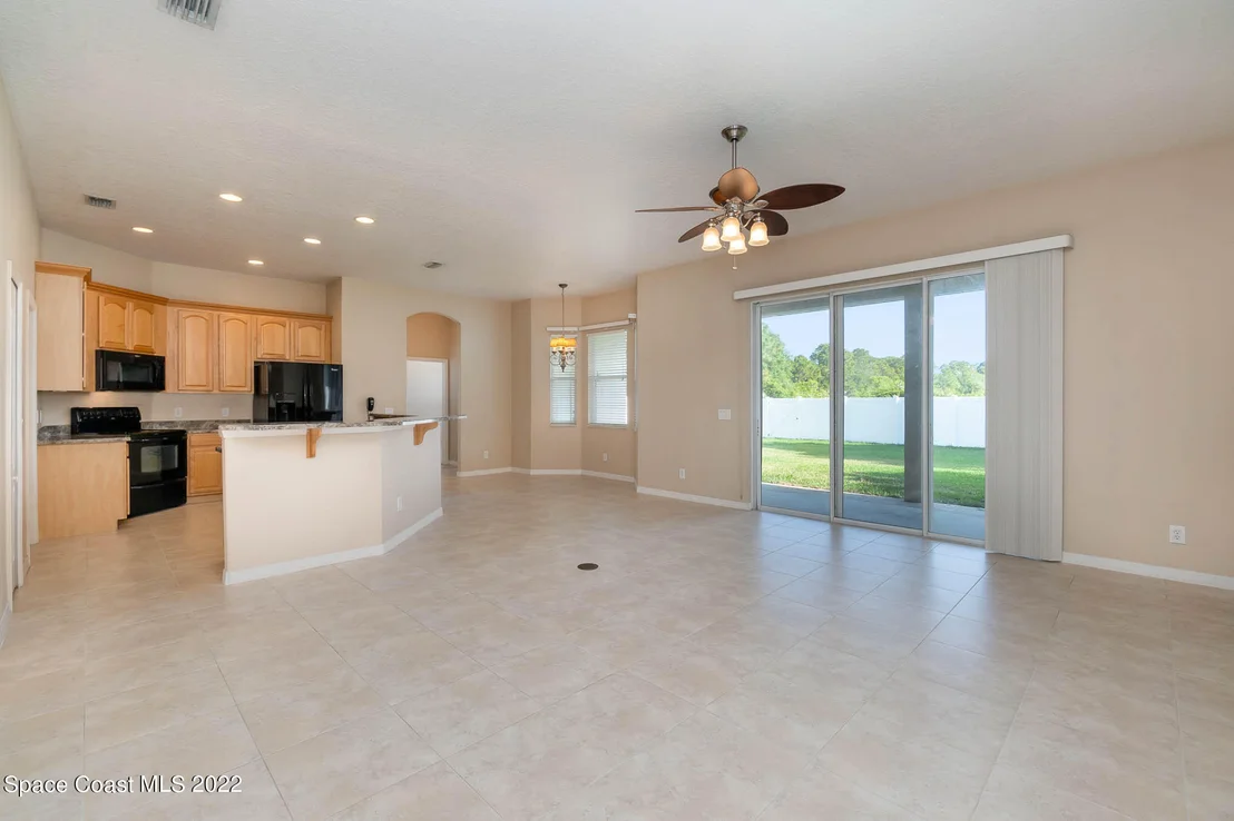 Photo of 1561 Whitman Drive