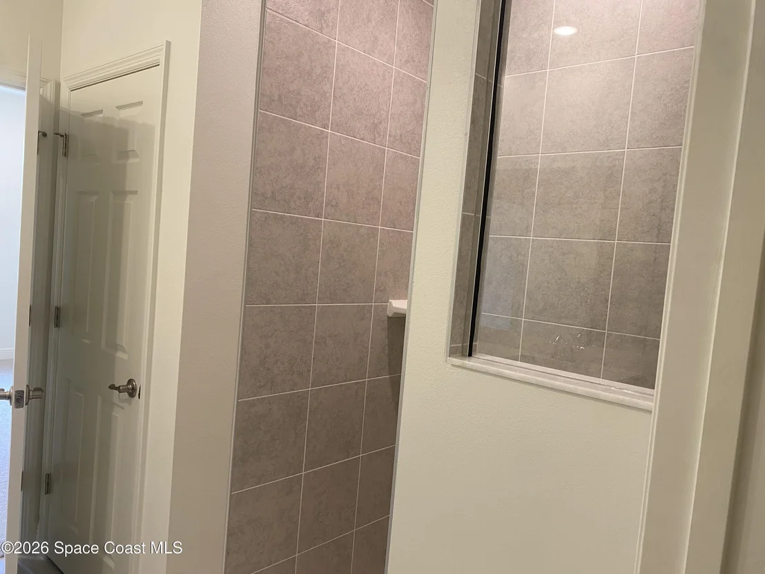 Photo of 2467 Enclave Drive