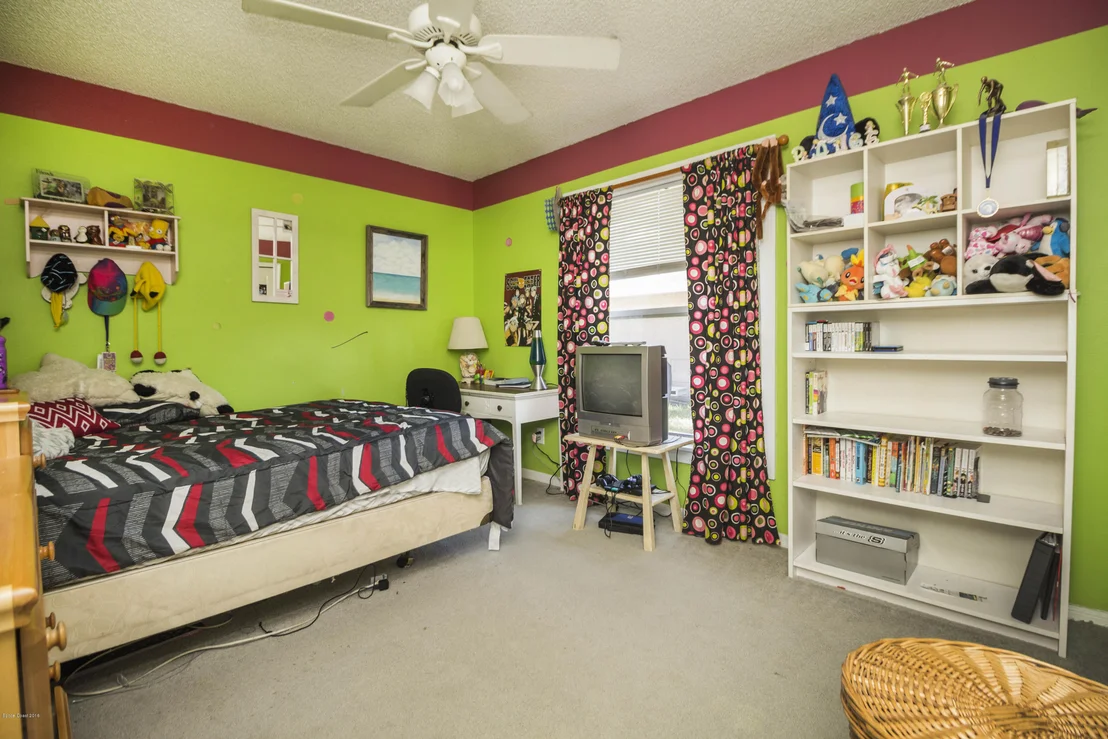 Photo of 1047 Jacaranda Circle
