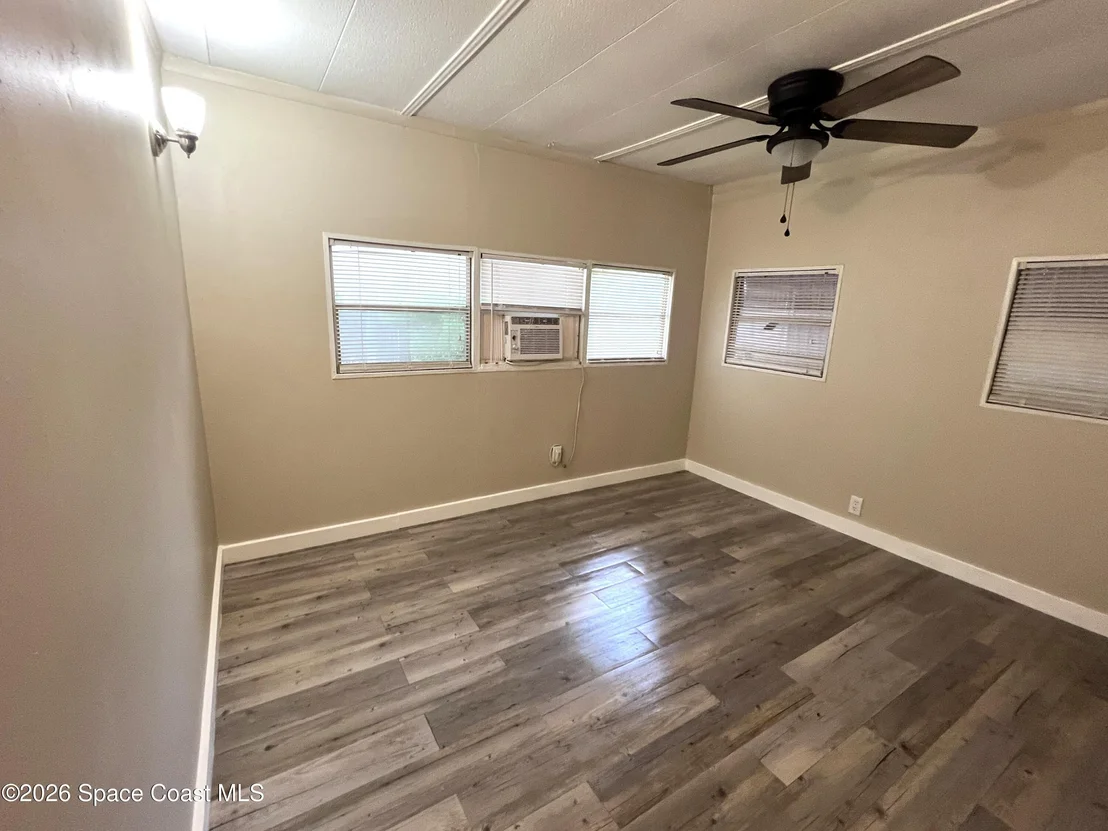 Photo of 2751 Park Lane NE