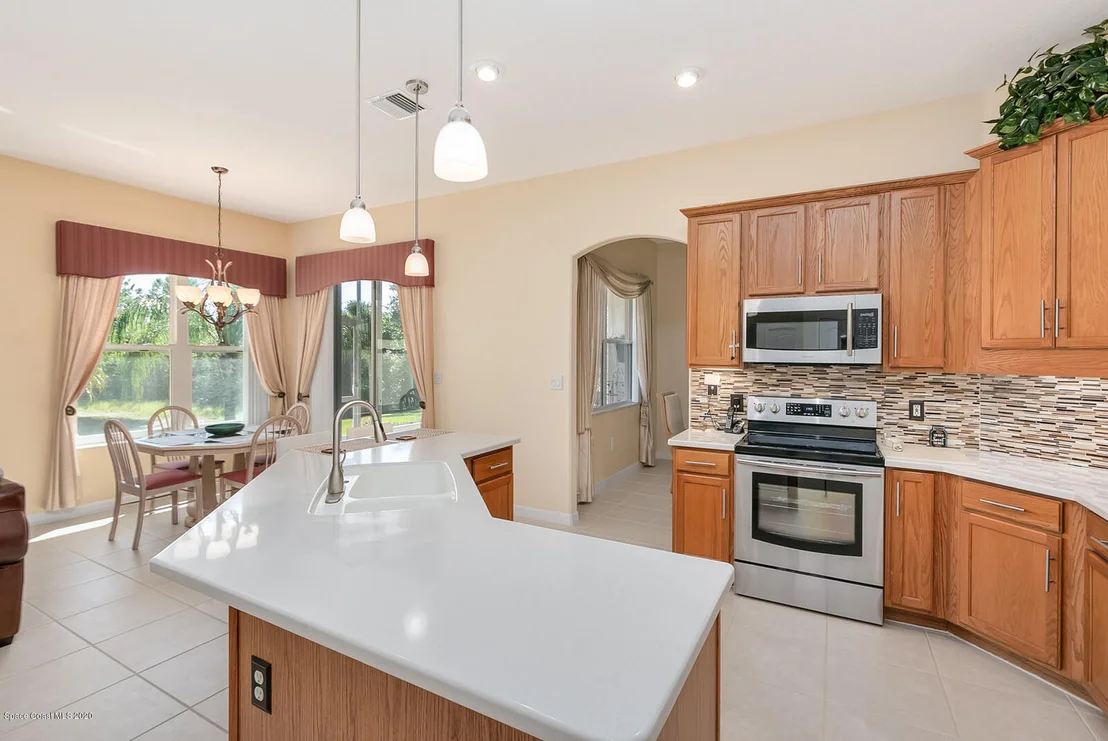 Photo of 4628 Alamanda Drive