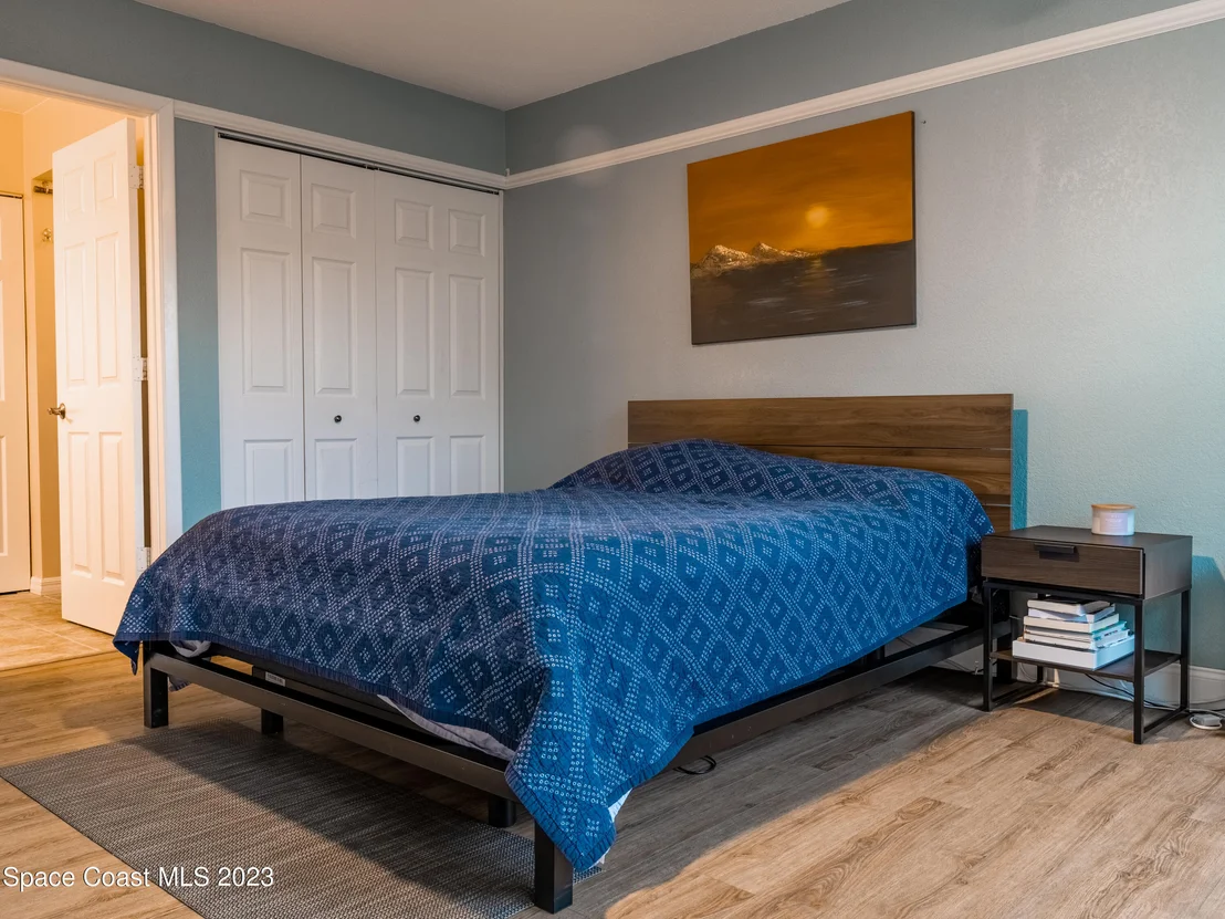 Photo of 401 Port Malabar Boulevard NE