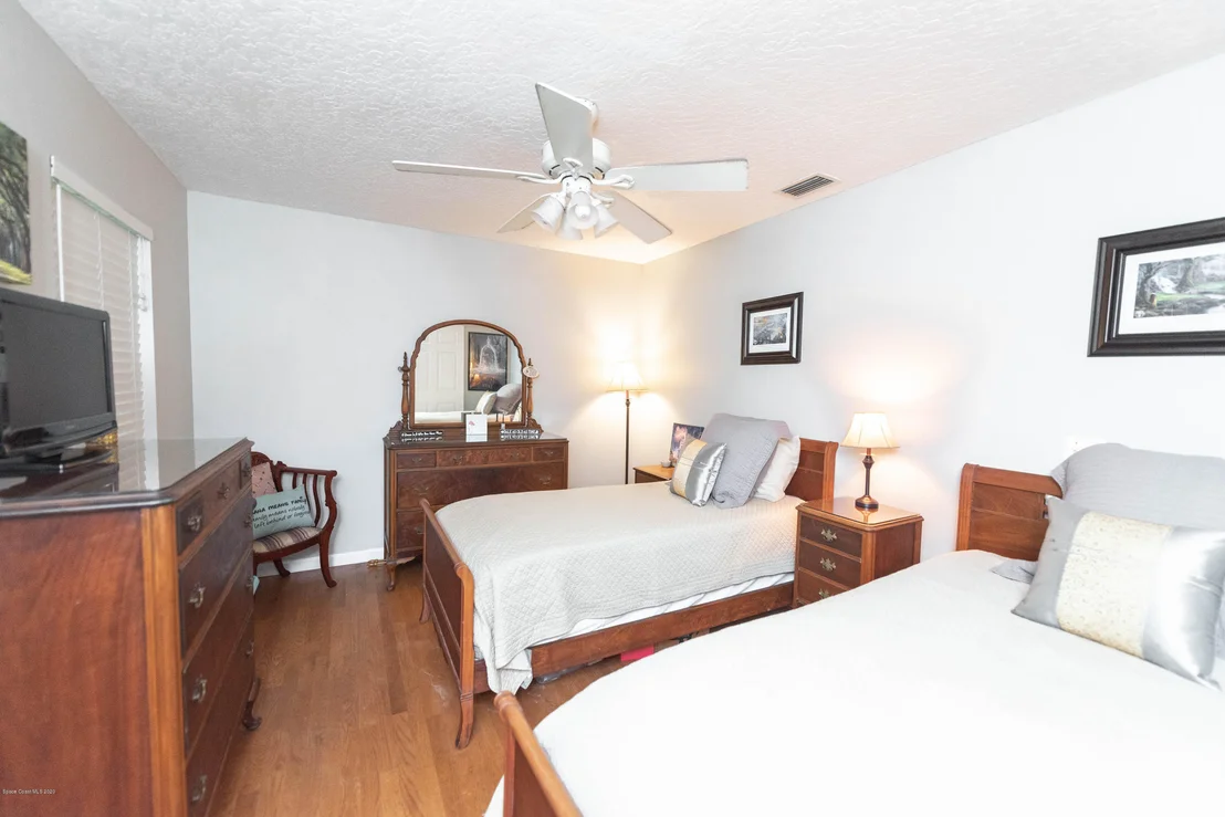 Photo of 4825 Rayburn Road