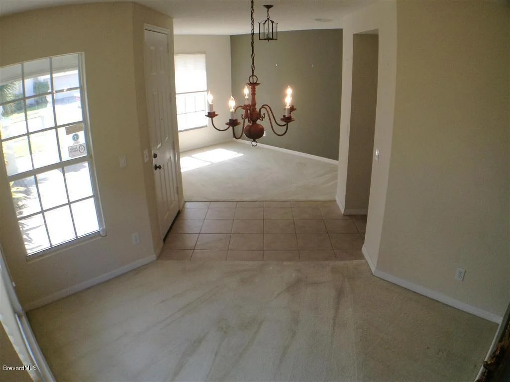 Photo of 989 Riviera Point Drive