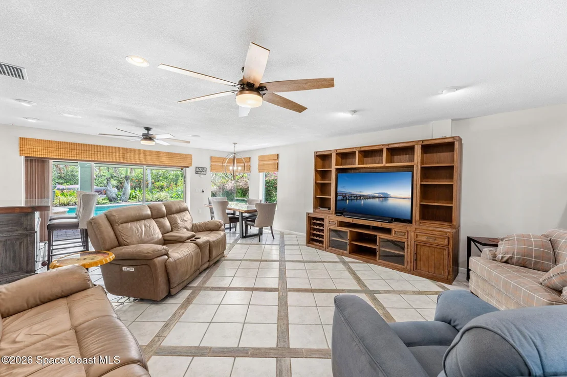 Photo of 310 Kent Drive
