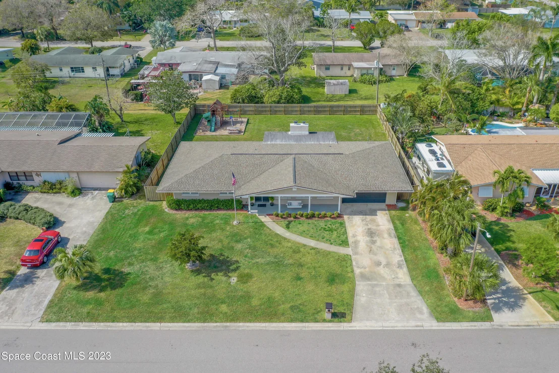 Photo of 2410 Scenic Drive