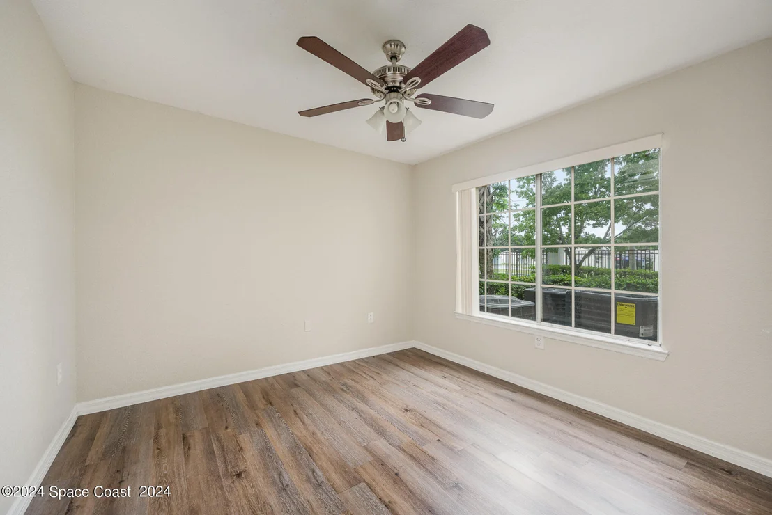 Photo of Unit 1021 at 3501 D'Avinci Way