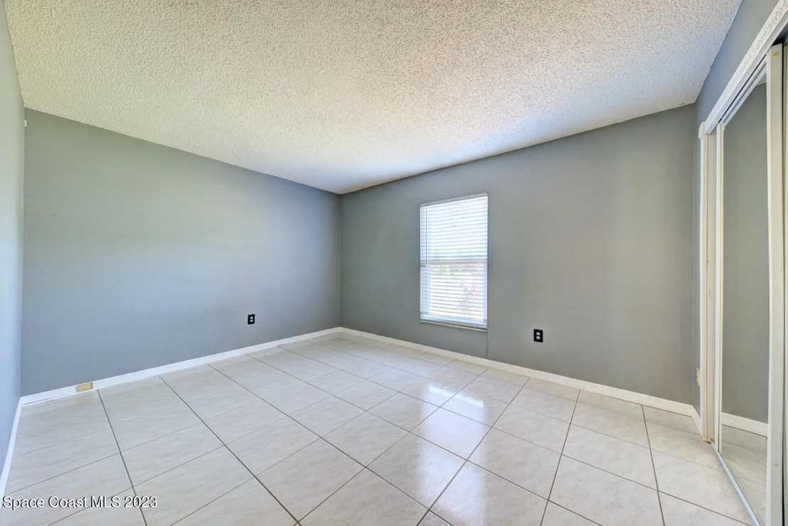 Photo of 1802 Fallon Boulevard NE