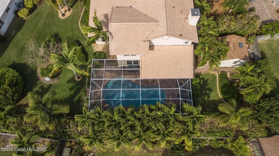 Photo of 569 Hummingbird Drive
