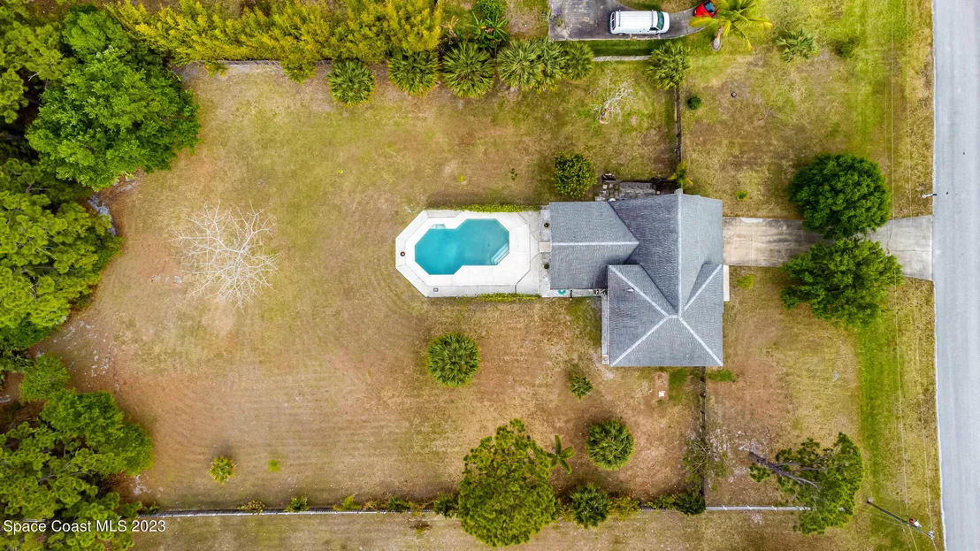 Photo of 2720 Pomello Road