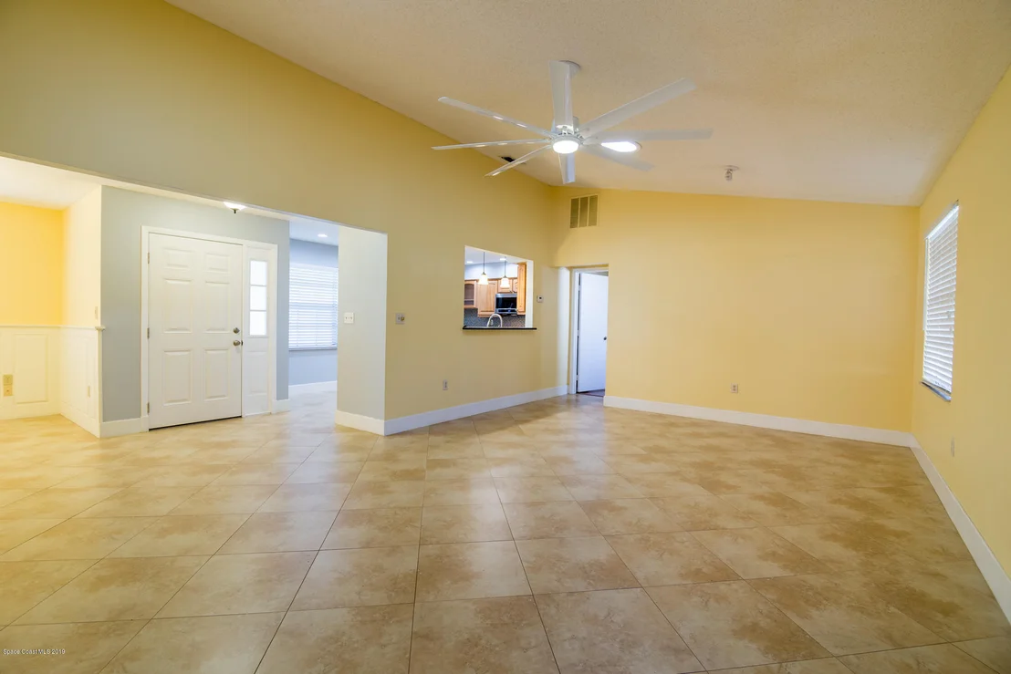 Photo of 807 Pine Valley Court