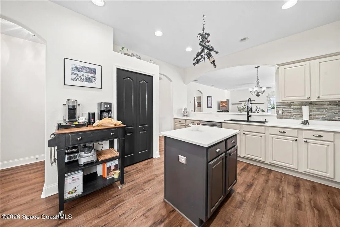 Photo of 2251 Bridgeport Circle