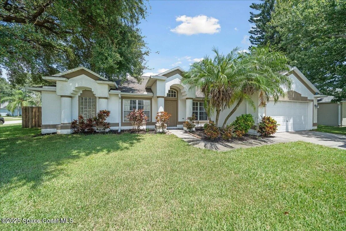 Photo of 834 Saint Michel Drive