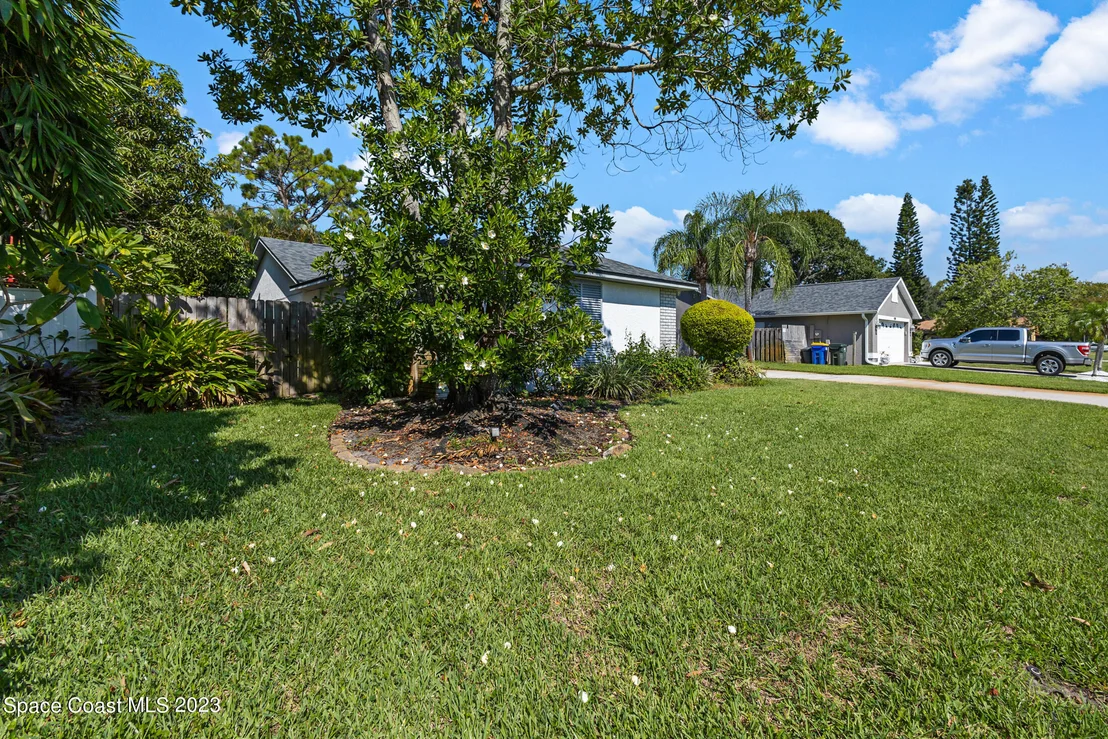 Photo of 937 Pine Baugh Street