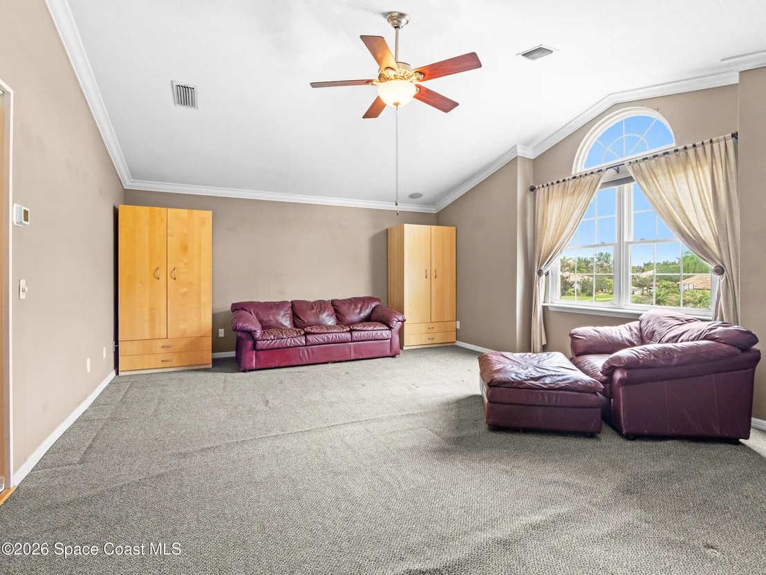 Photo of 992 Balmoral Way