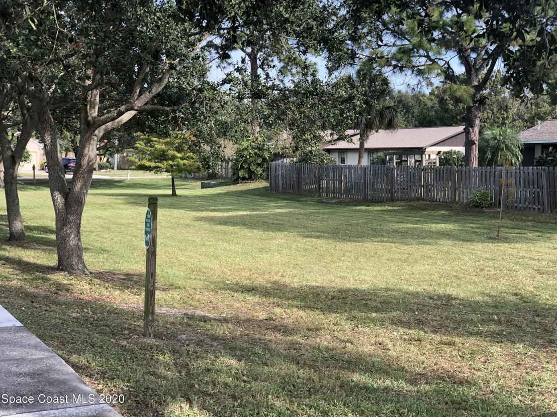 Photo of 828 Laurel Drive