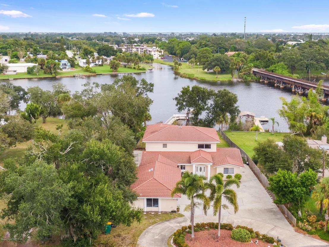 Photo of 984 Placid Drive