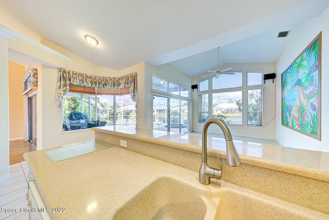 Photo of 1004 Fieldstone Drive