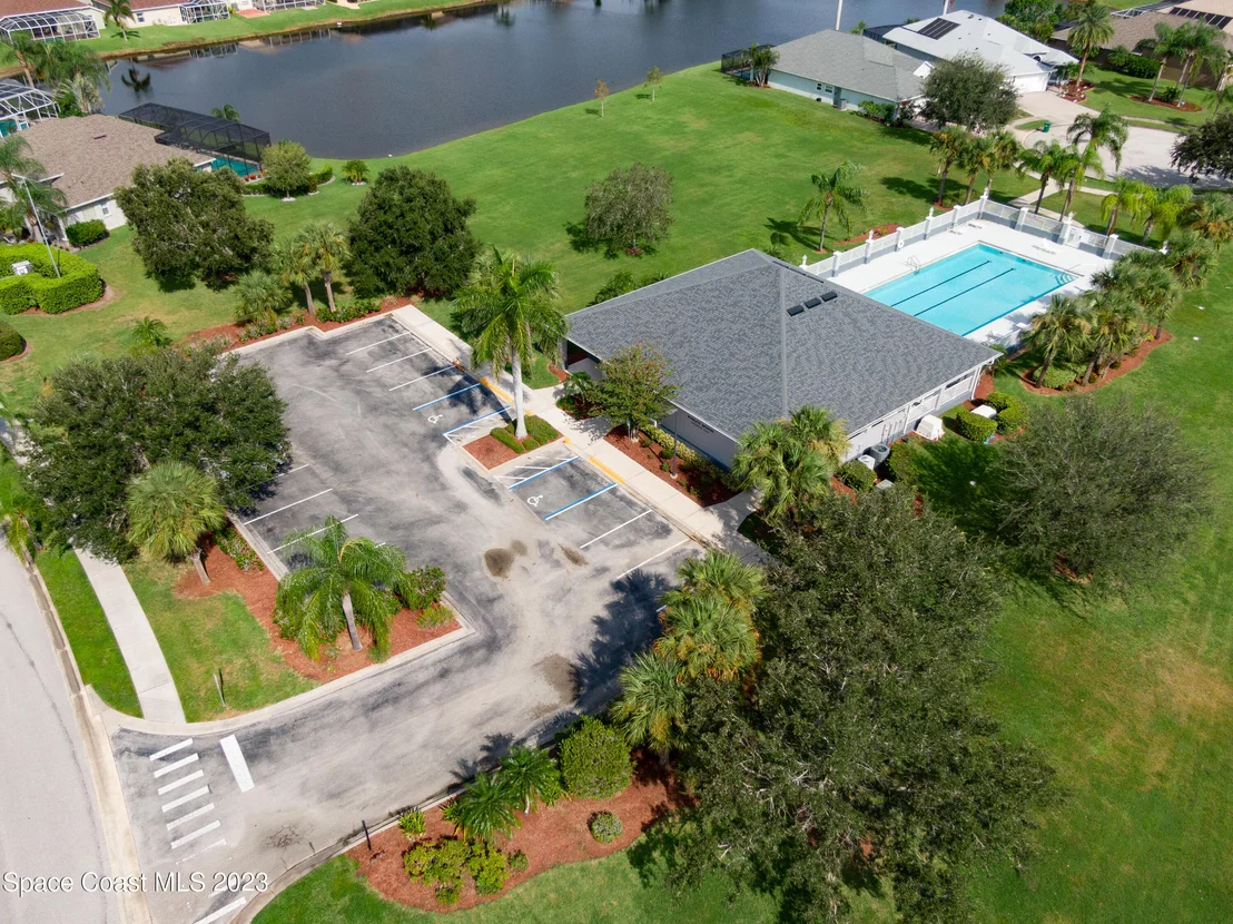 Photo of 1647 Auburn Lakes Drive