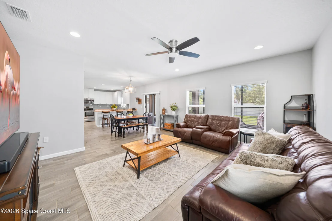 Photo of 1335 Fuji Drive