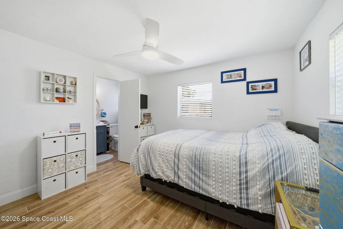 Photo of 2440 Warwick Road