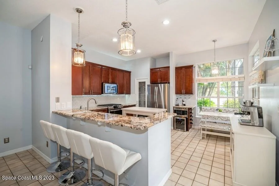 Photo of 4395 Canard Road