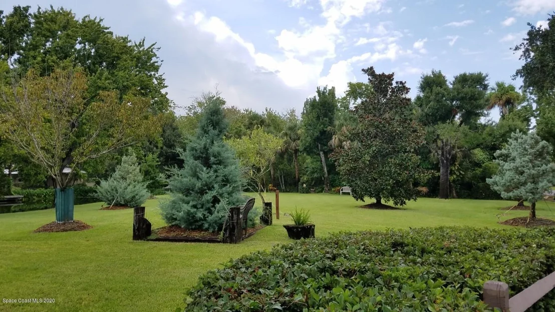 Photo of 3605 Indian River Drive N