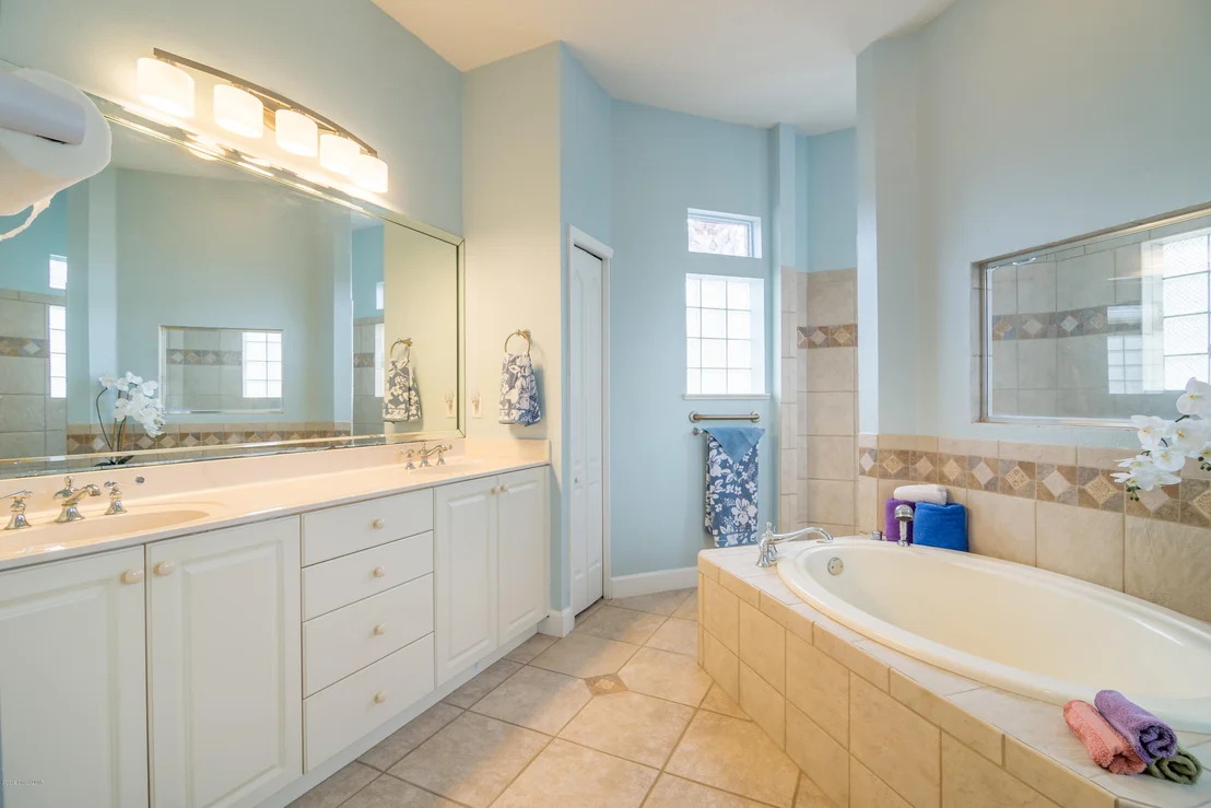 Photo of 910 Starling Way