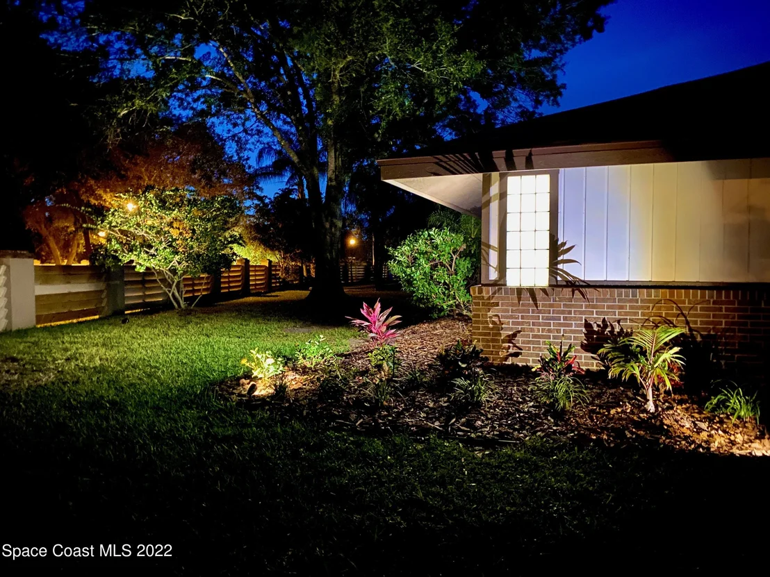 Photo of 2280 Hamlet Drive