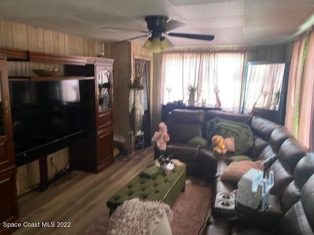 Photo of 301 Holly Lane