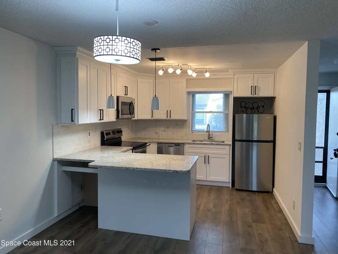 Photo of Unit 4B at 2500 Eagle Dr