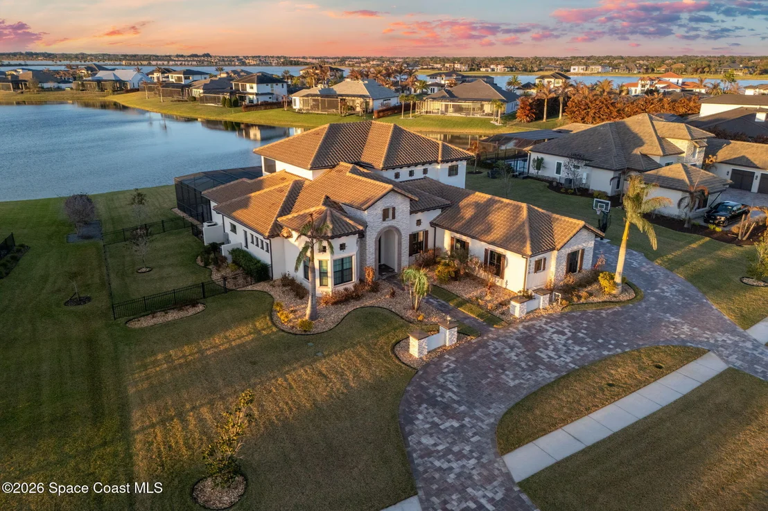 Photo of 3638 Lake Adelaide Place