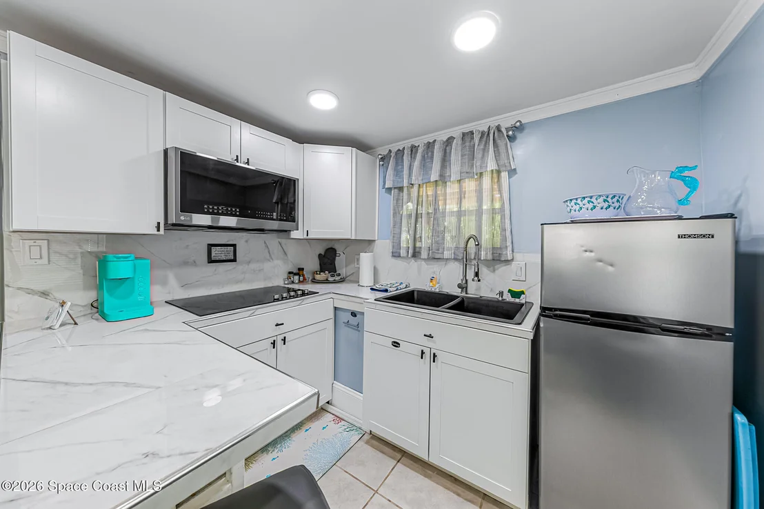 Photo of 329 Pineda Street
