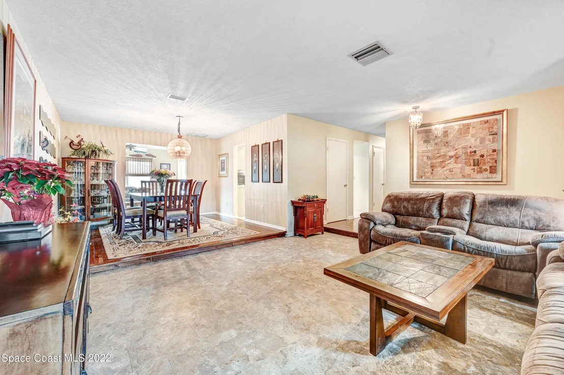 Photo of 2610 Plantation Drive