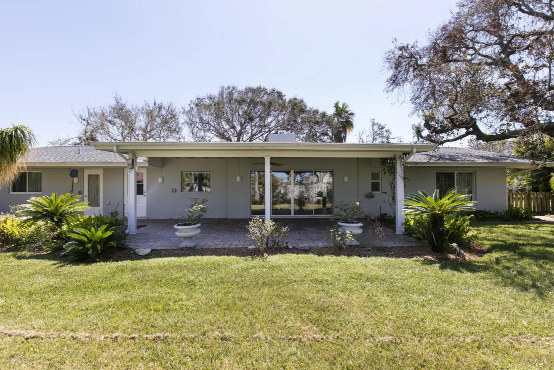 Photo of 596 Oak Ridge Drive