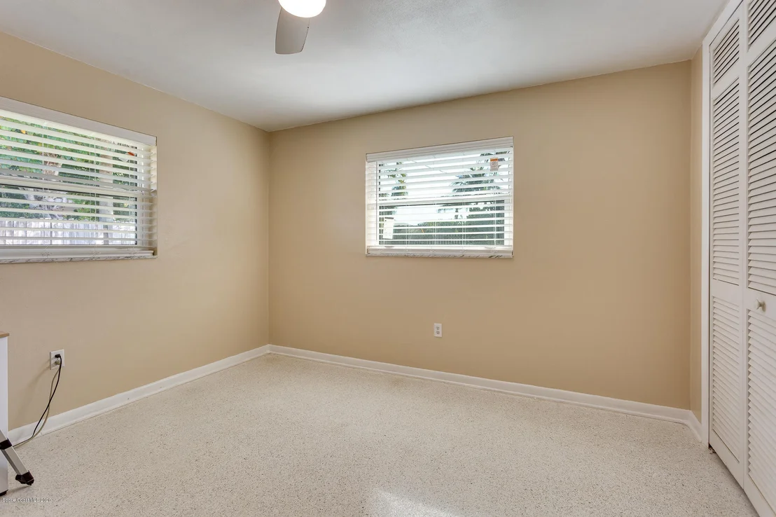 Photo of 611 Mango Drive