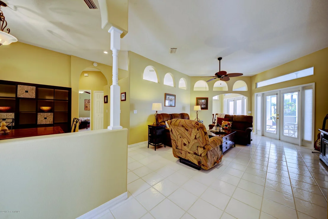 Photo of 489 Carmel Drive