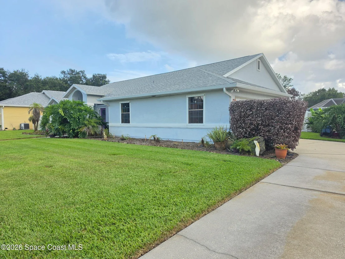 Photo of 2599 Senator Way
