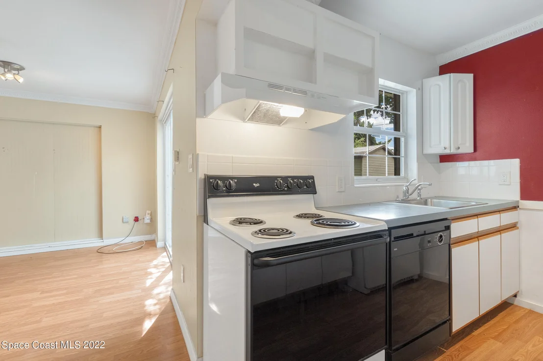 Photo of 4353 Sherwood Boulevard