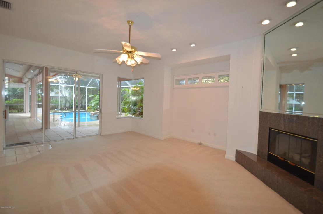 Photo of 2015 Canterbury Drive