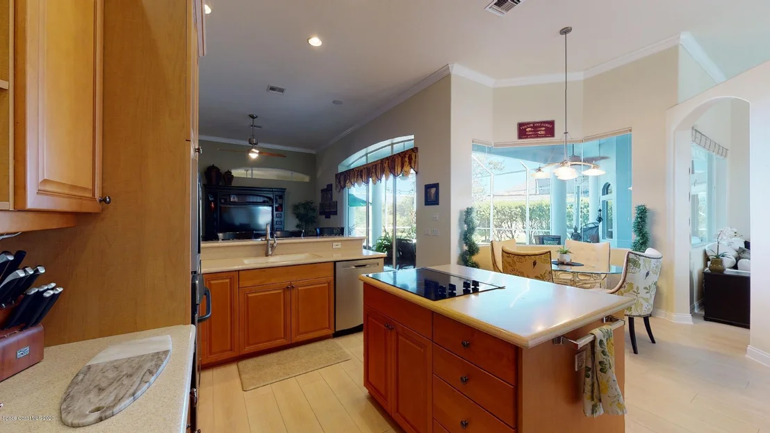 Photo of 1215 Starling Way