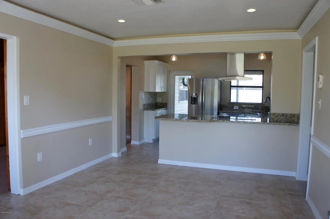 Photo of 456 Willow Lane