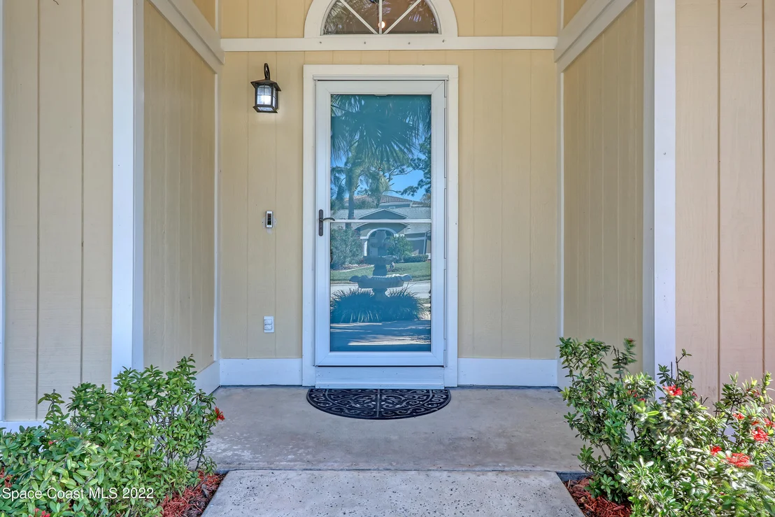 Photo of 4361 Silver Lake Drive