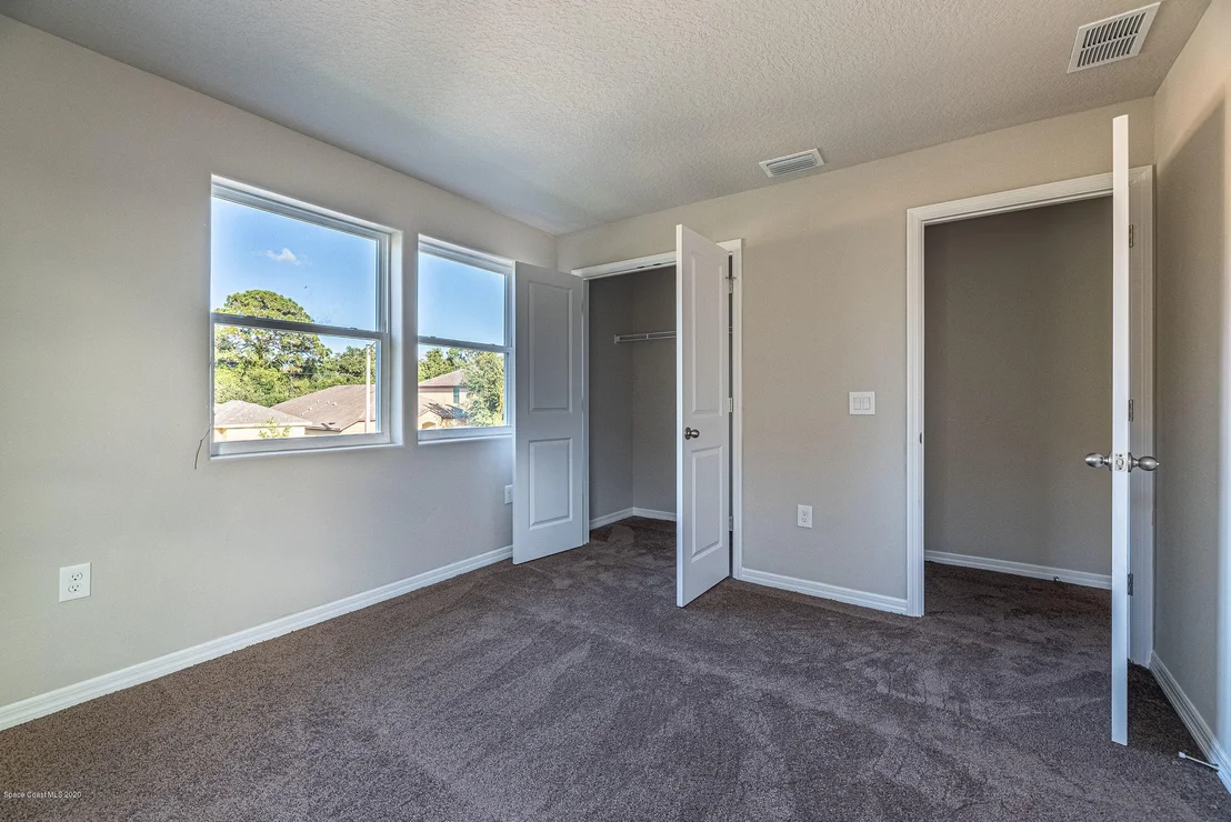 Photo of 475 Dryden Circle