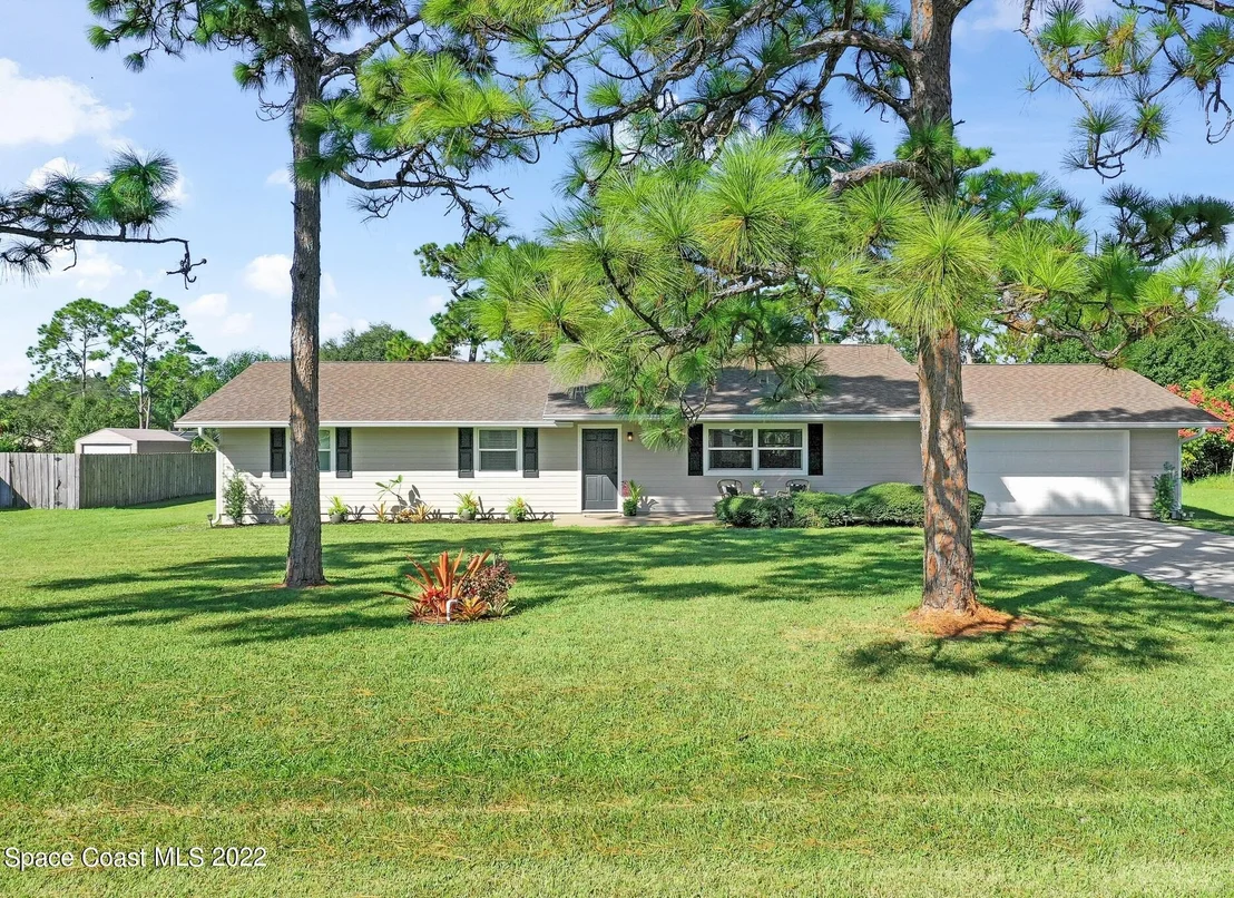Photo of 3273 Fairview Drive