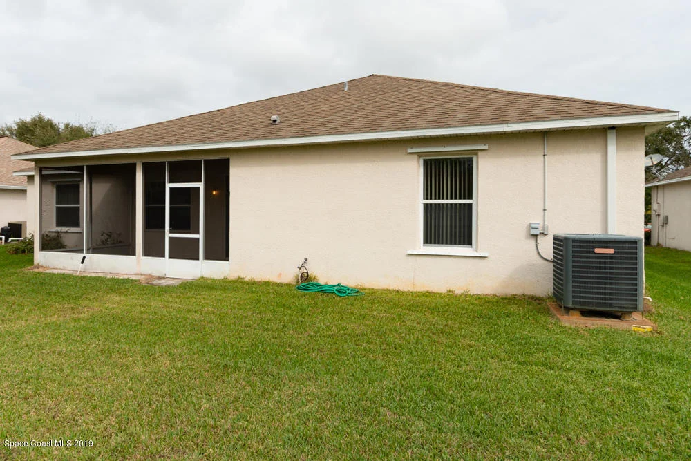 Photo of 1450 Whitman Drive