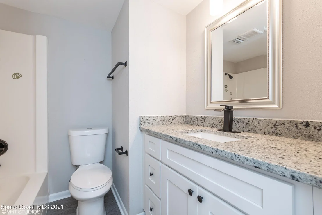Photo of Unit D1 at 5000 Ocean Beach Boulevard