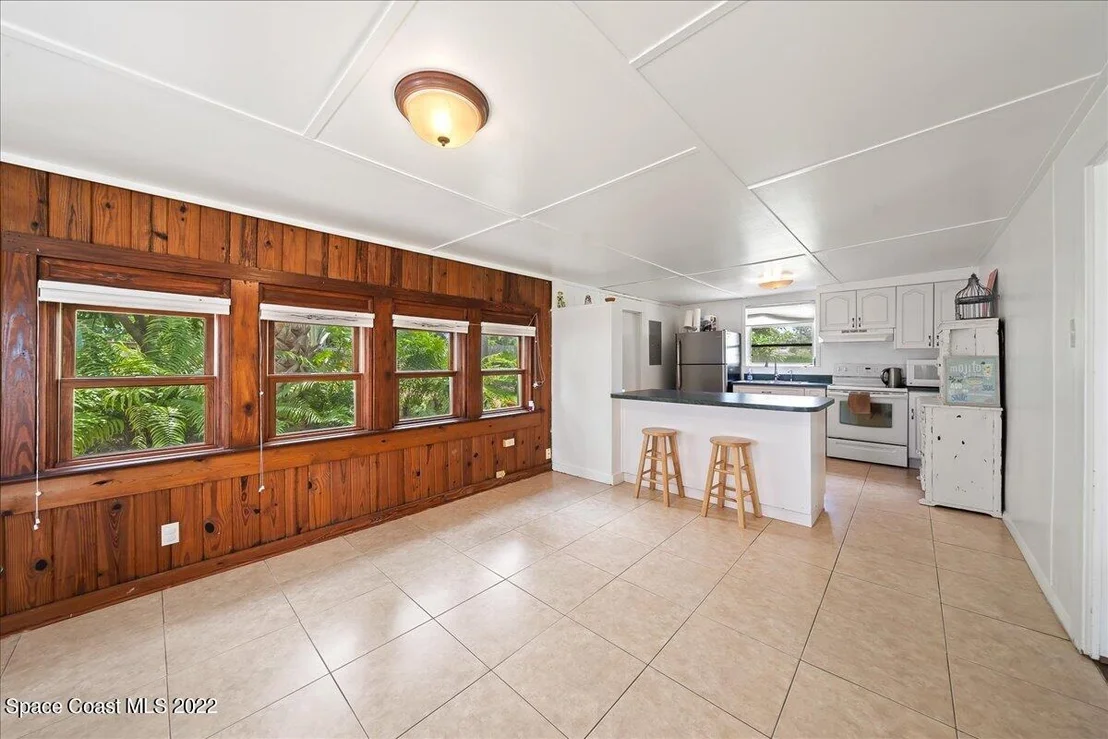 Photo of 2915 N Indian River Drive
